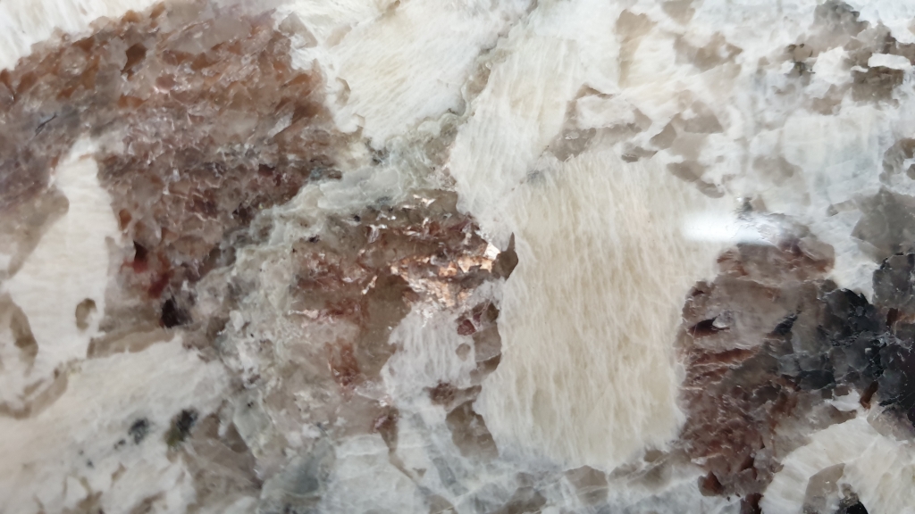 Alaska White Granit - Pegmatit Detail