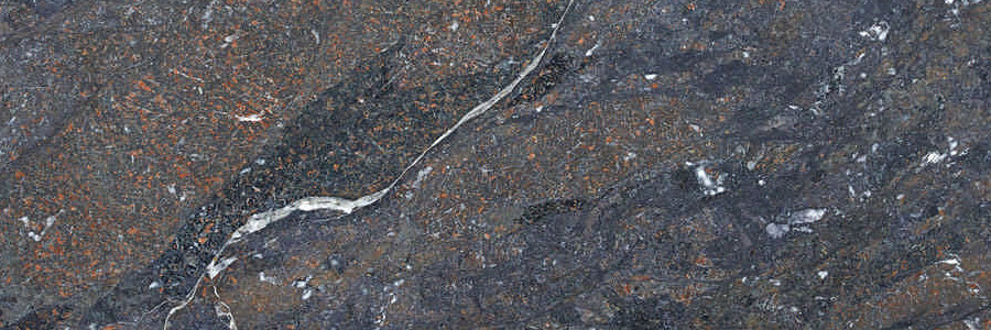 copertina breccia imperiale